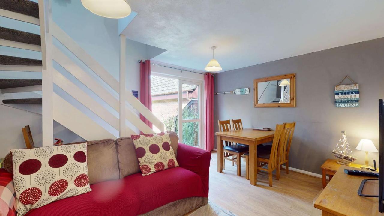 Вилла 24 Strawberry Hill, Tolroy Manor Хейл Экстерьер фото
